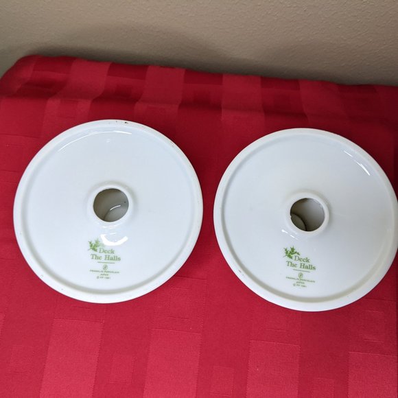 Vintage "Deck The Halls" pair of Candlestick holders by Franklin Porcelain - Picture 3 of 6